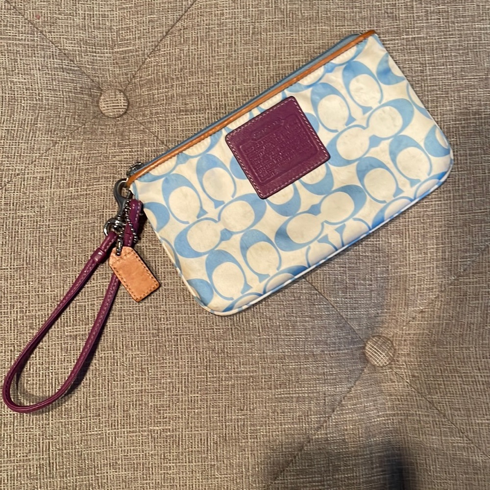 COACH wristlet/makeup bag